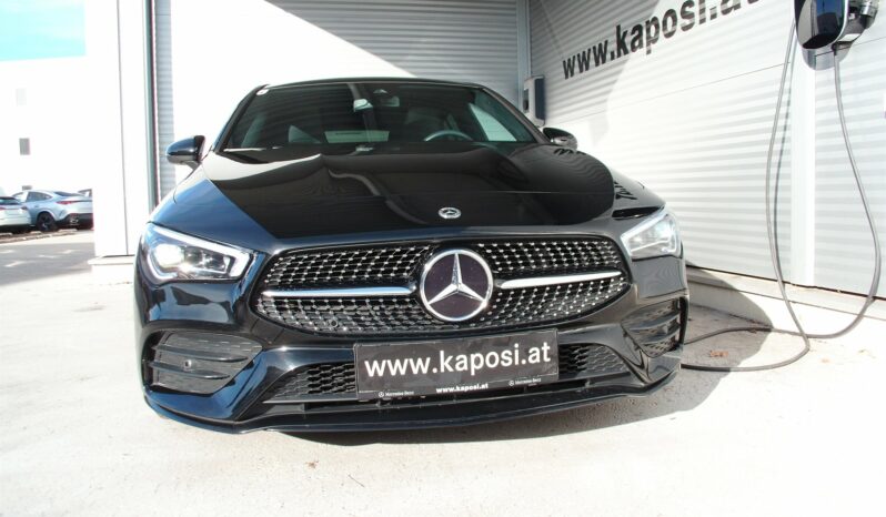 MERCEDES-BENZ CLA 200 d Shooting Brake voll