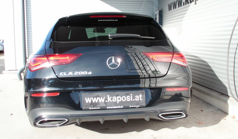 MERCEDES-BENZ CLA 200 d Shooting Brake voll