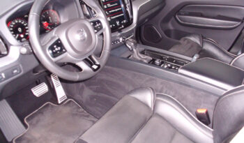Volvo XC60 D4 AWD Geartronic R-Design voll