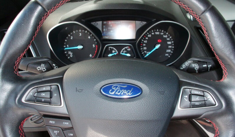 Ford Kuga ST-Line 1,5l M6 voll
