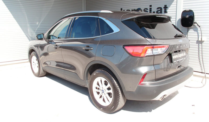 Ford Kuga Titanium X 2l 150PS M6 voll