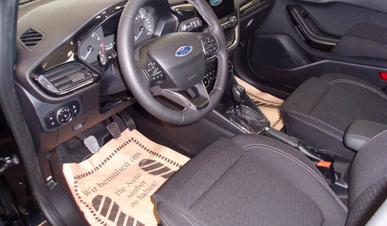 Ford Fiesta Titanium 1l 100PS M6 voll